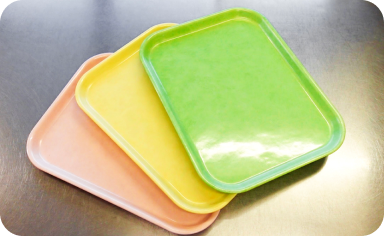 色分けのトレイ